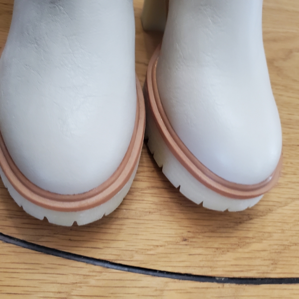 Oasis Society‎ Boots 8.5 - Picture 3 of 8